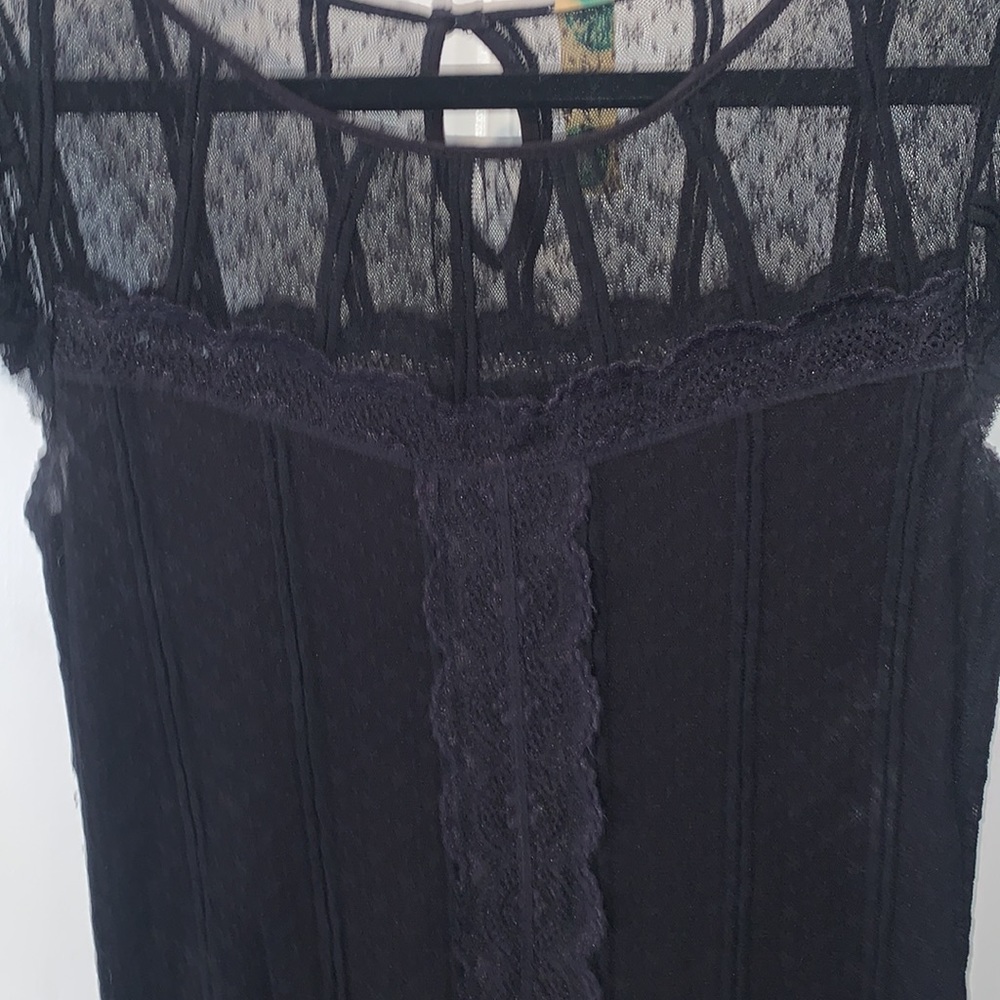 Goth Lace Shirt - Picture 3 of 4